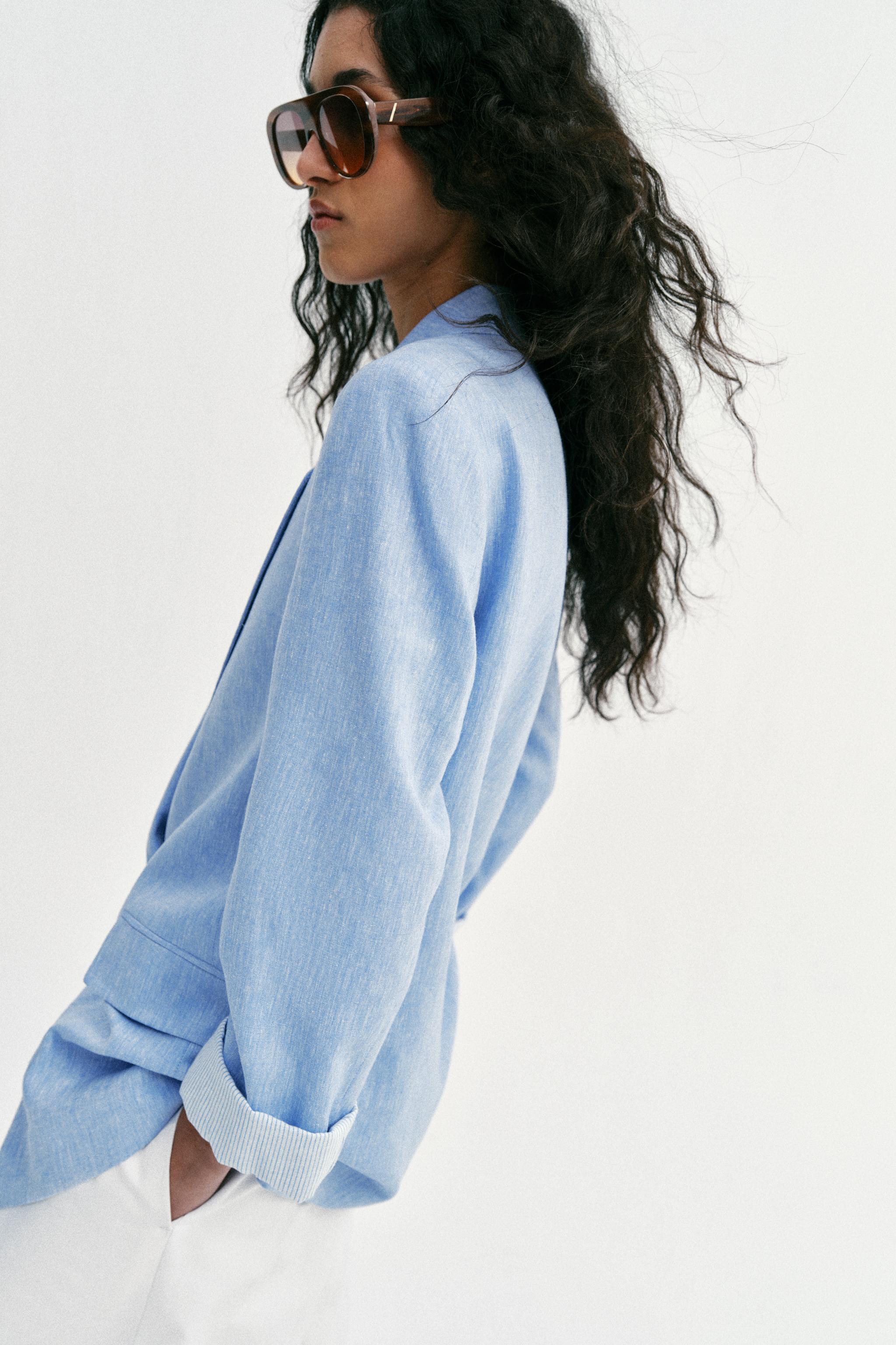 LINEN BLAZER WITH ROLLED-UP SLEEVES